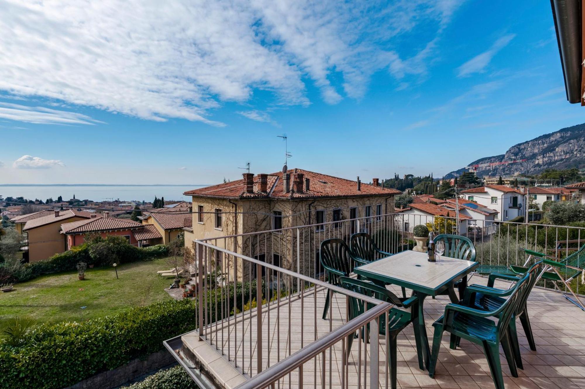 Terrazza Di Garda - Regarda Travel 加尔达 外观 照片