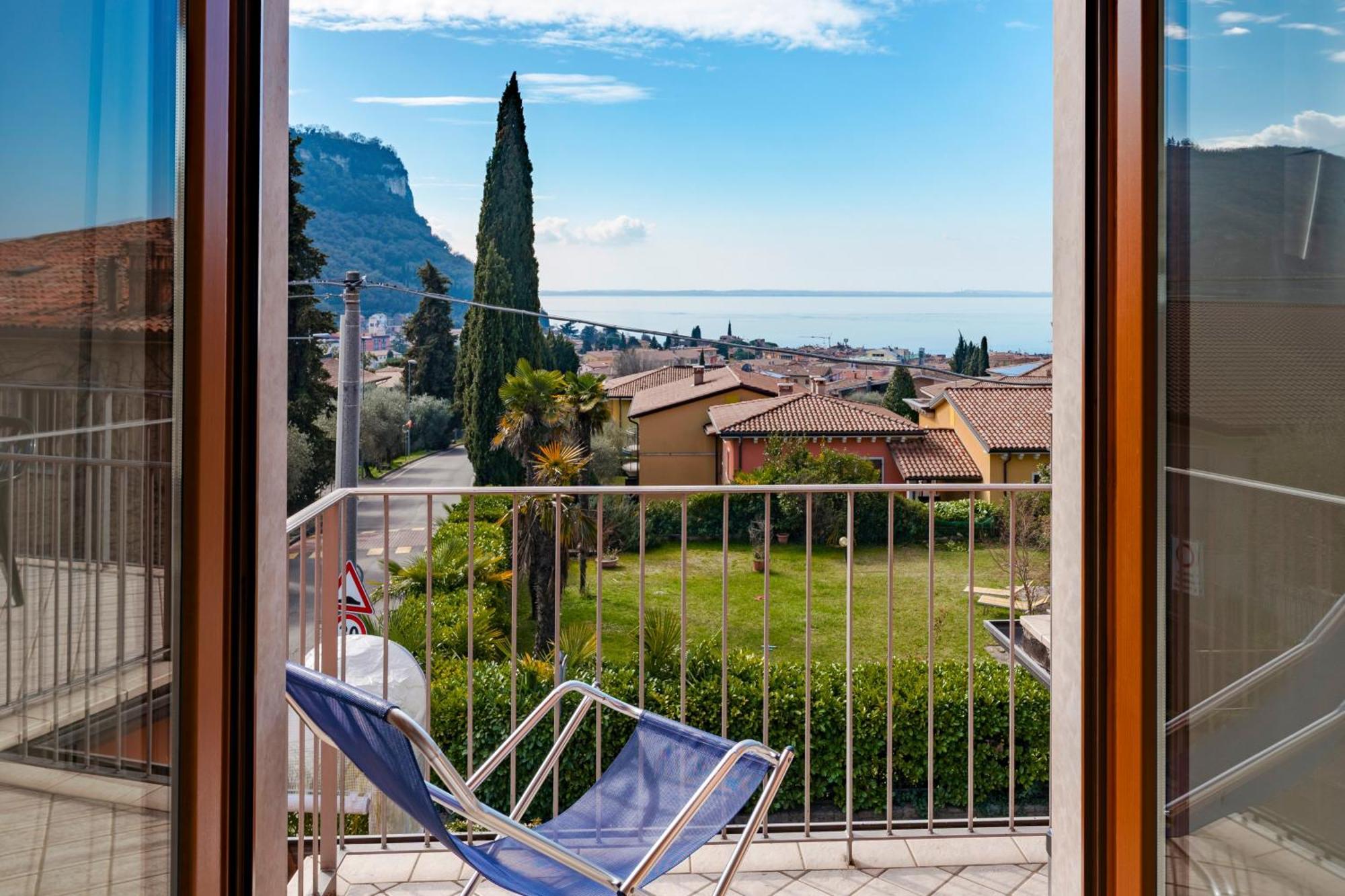 Terrazza Di Garda - Regarda Travel 加尔达 外观 照片