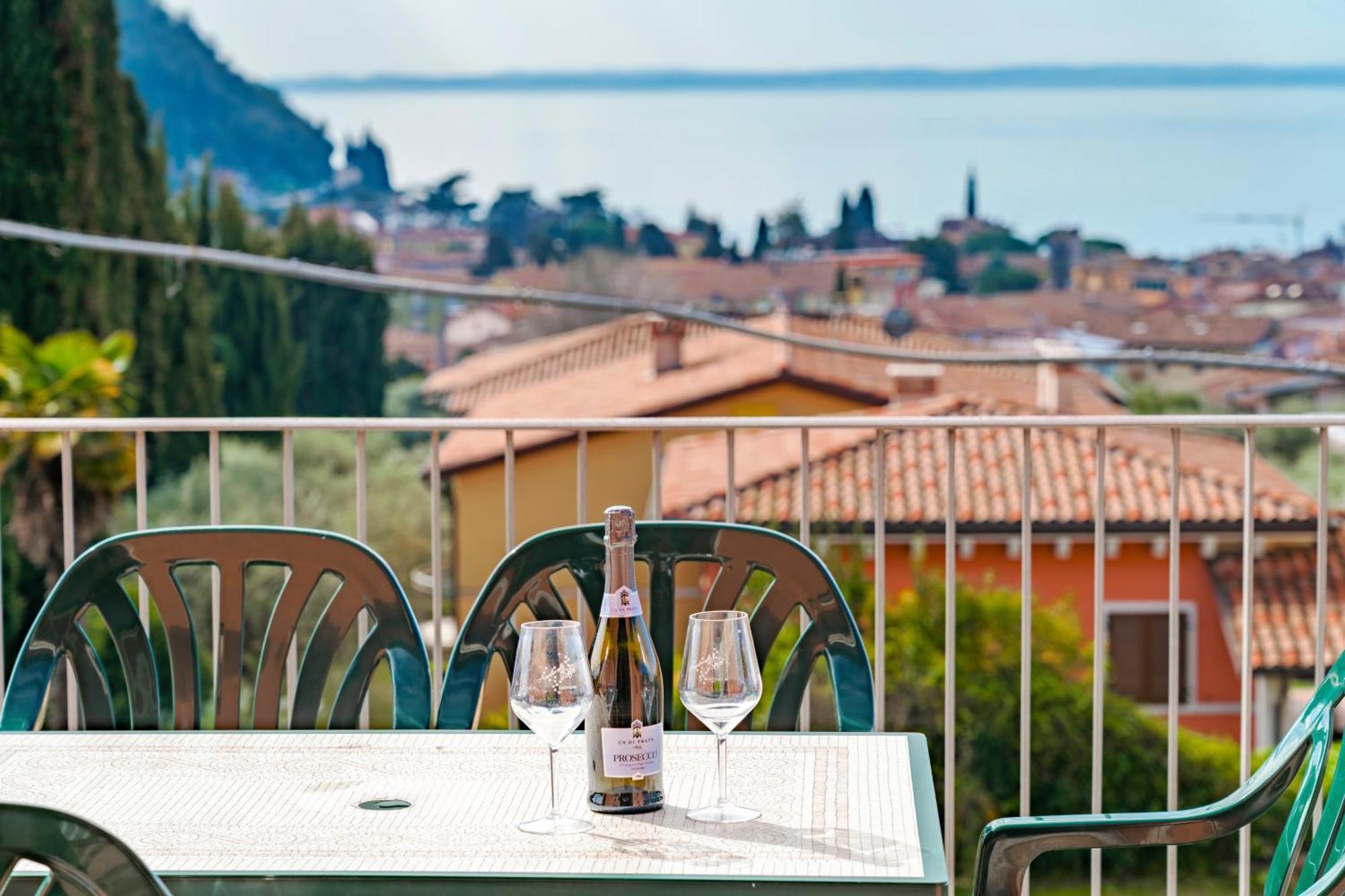 Terrazza Di Garda - Regarda Travel 加尔达 外观 照片
